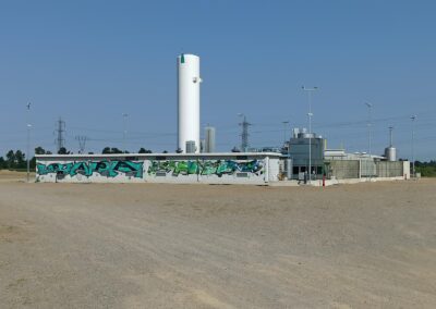 Biomethane with LNG liquefier